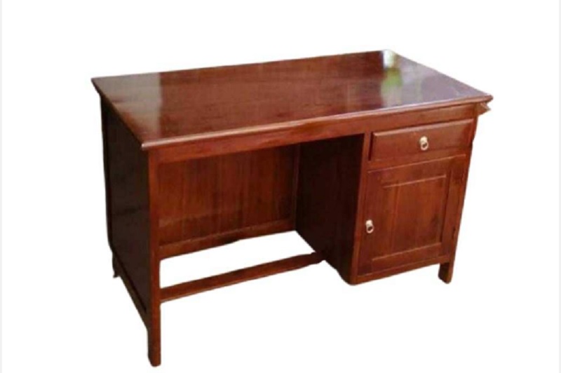 Inspirasi Desain Meja Ruang Tamu Retro di Rumah